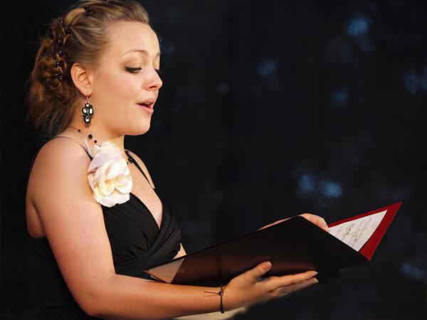 Rosi singt