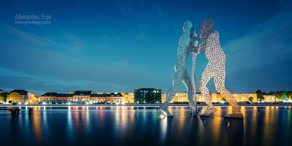 Berlin - Molecule Man