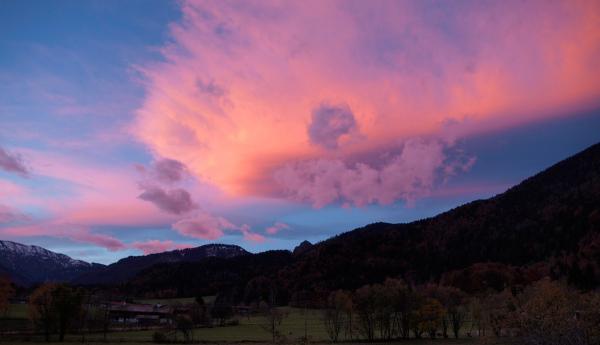Sonnenaufgang in den Alpen