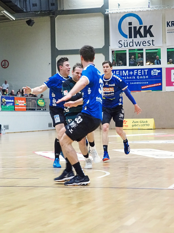 1105437789_Handball_Serie-2(2).thumb.jpg.42dabbf7d7a87475d1e9552b510e82c1.jpg