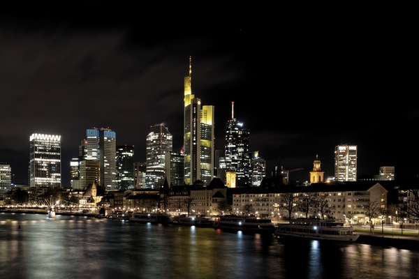 Frankfurt am Main bei Nacht
