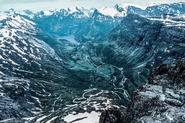 Blick auf Geiranger ...