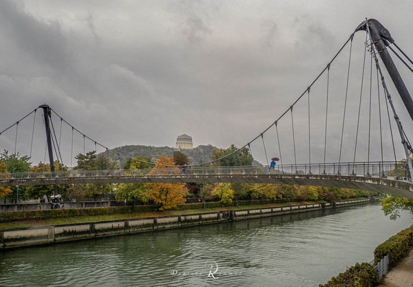Fußgängerbrücke