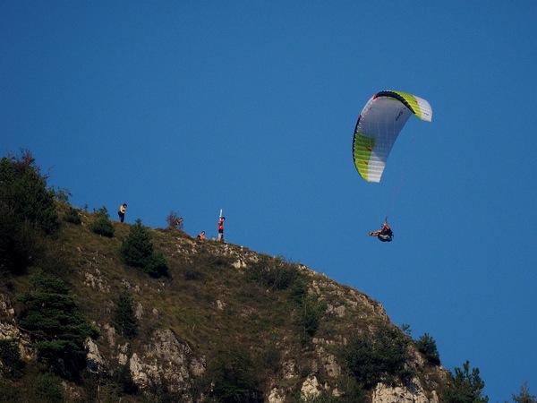 Paraglider1.JPG