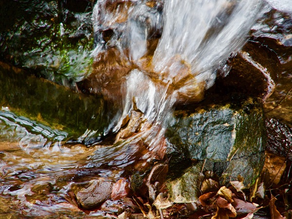 Ganz kleiner Wasserfall