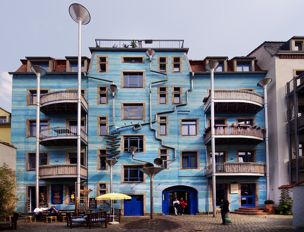 Kunsthof in der Dresdner Neustadt.jpg