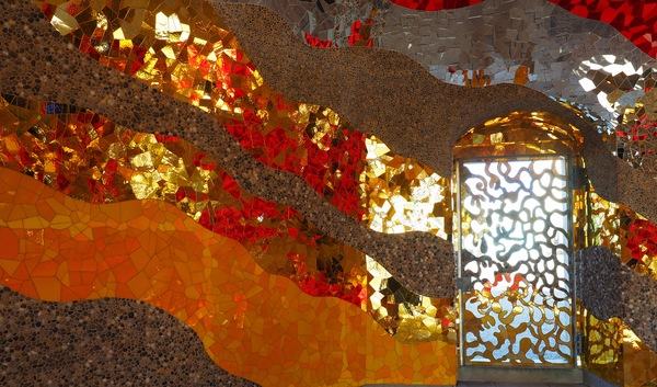 Niki de Saint Phalle Grotte (2)