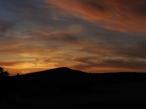 Sonnenuntergang mit vielen Farben (2).jpg