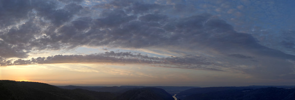 Kurz vor Sonnenaufgang