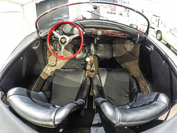 Cockpit ...