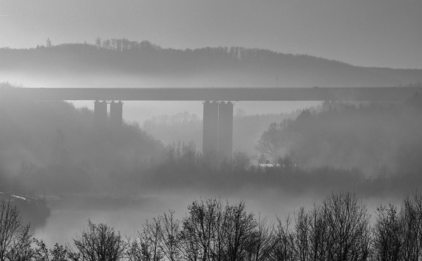Autobahnbrücke bei Pressbaum