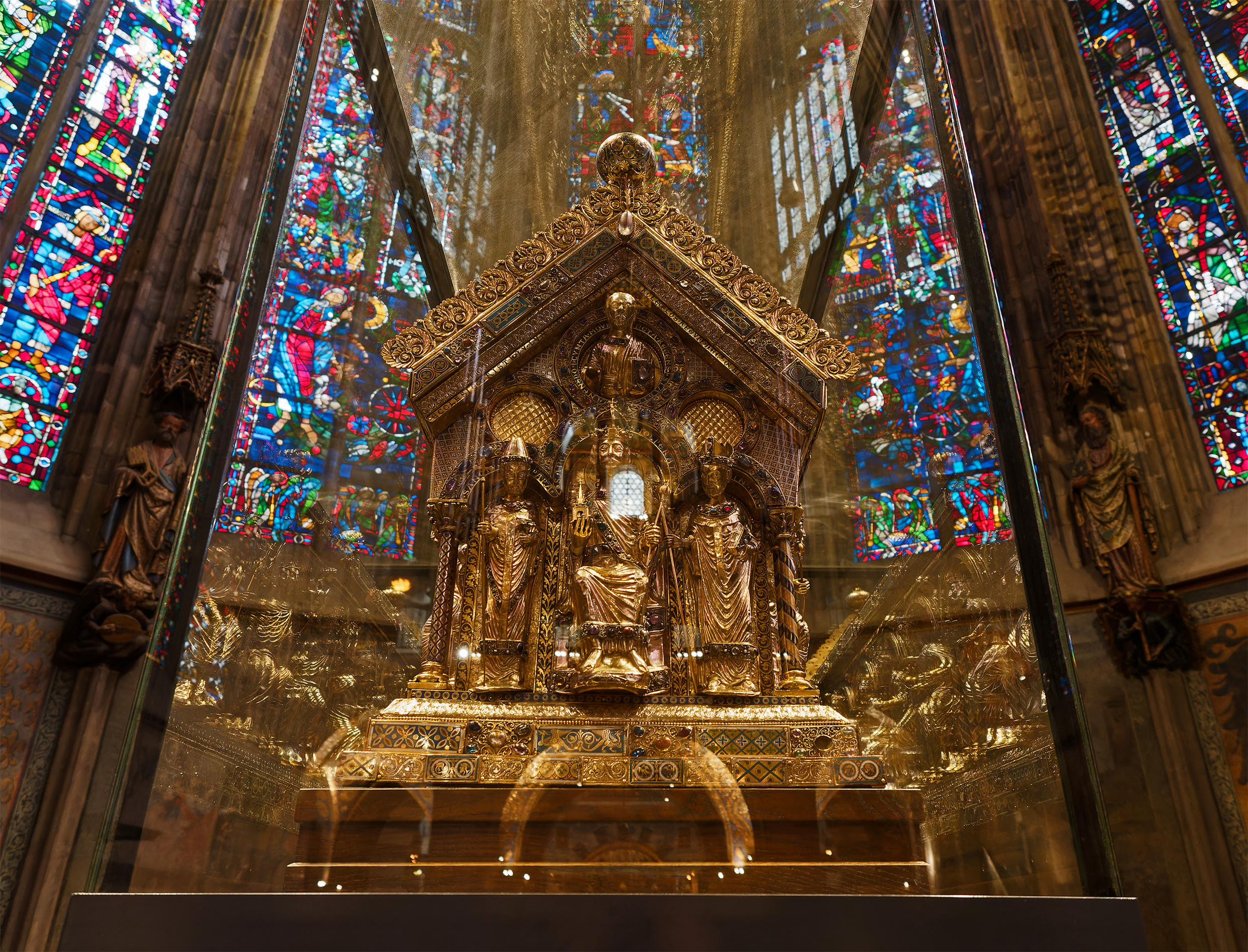 Stirnseite des Karlsschrein Stirnseite des Karlsschrein