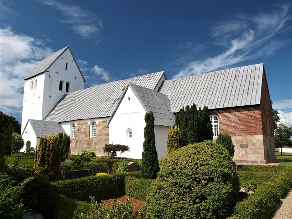 Stauning Kirke.JPG