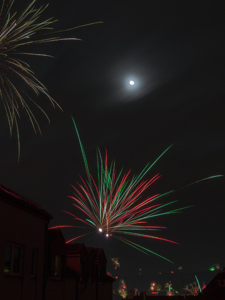 Mond und Feuerwerk