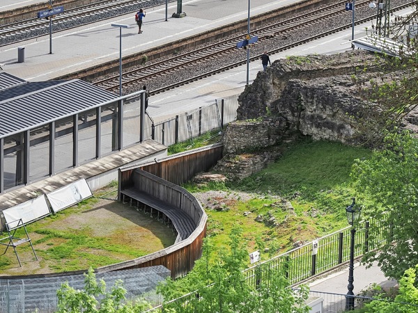 WT-16/17: Bahnhof "Römisches Theater" ..