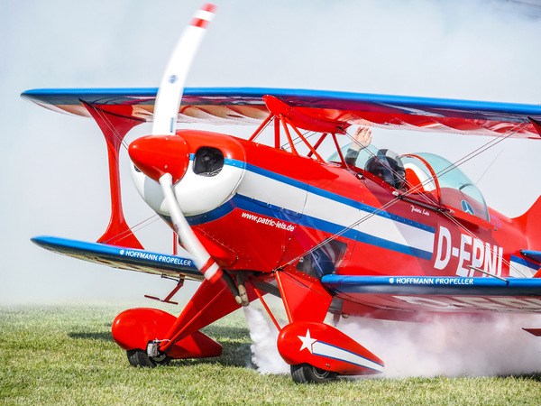 Rolling shutter ...