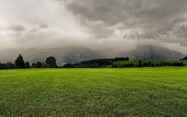es beginnt zu regnen....