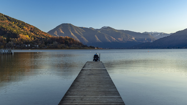 Blick auf Tegernsee und den Wallberg